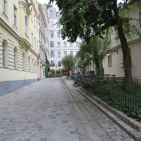 Ferienwohnungen Spittelberg Schrankgasse فيينا الغرفة الصورة