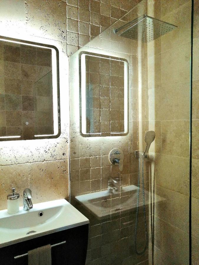Ferienwohnungen Spittelberg Schrankgasse فيينا المظهر الخارجي الصورة